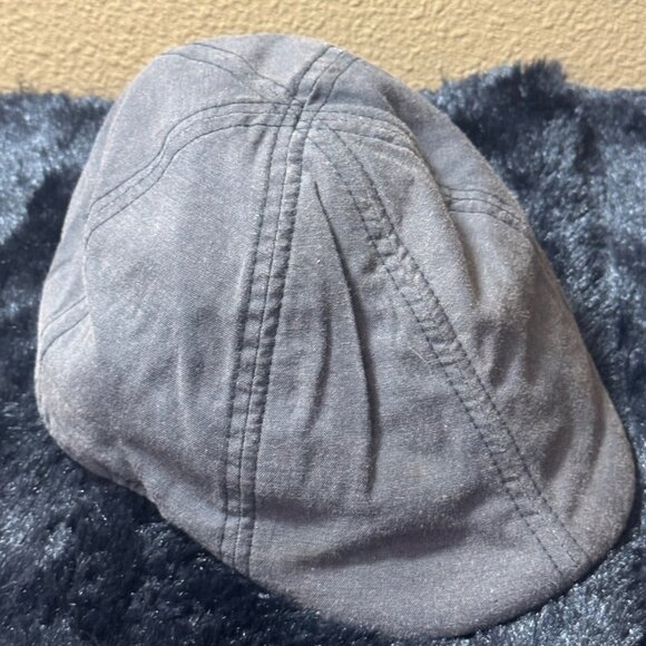 Boston Scally Co. Shark Embroidered Grey Flat Cap Sizs XS - Picture 1 of 5